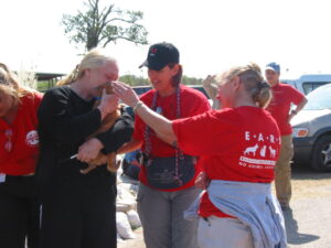 RedRover Responders volunteer reunites a dog and a family at Hurricane Katrina