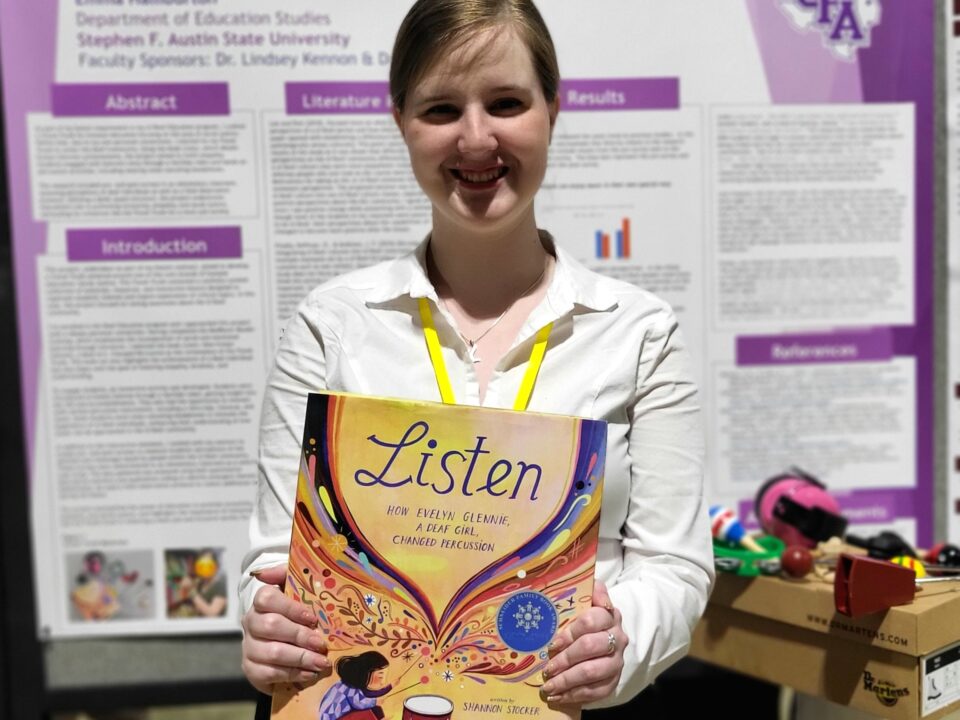 Dr. Sarah Straub's student Emma Haliburton
