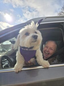 RedRover Responders Deployment with PAWS of NE LA - dog and mom wait happily in the car
